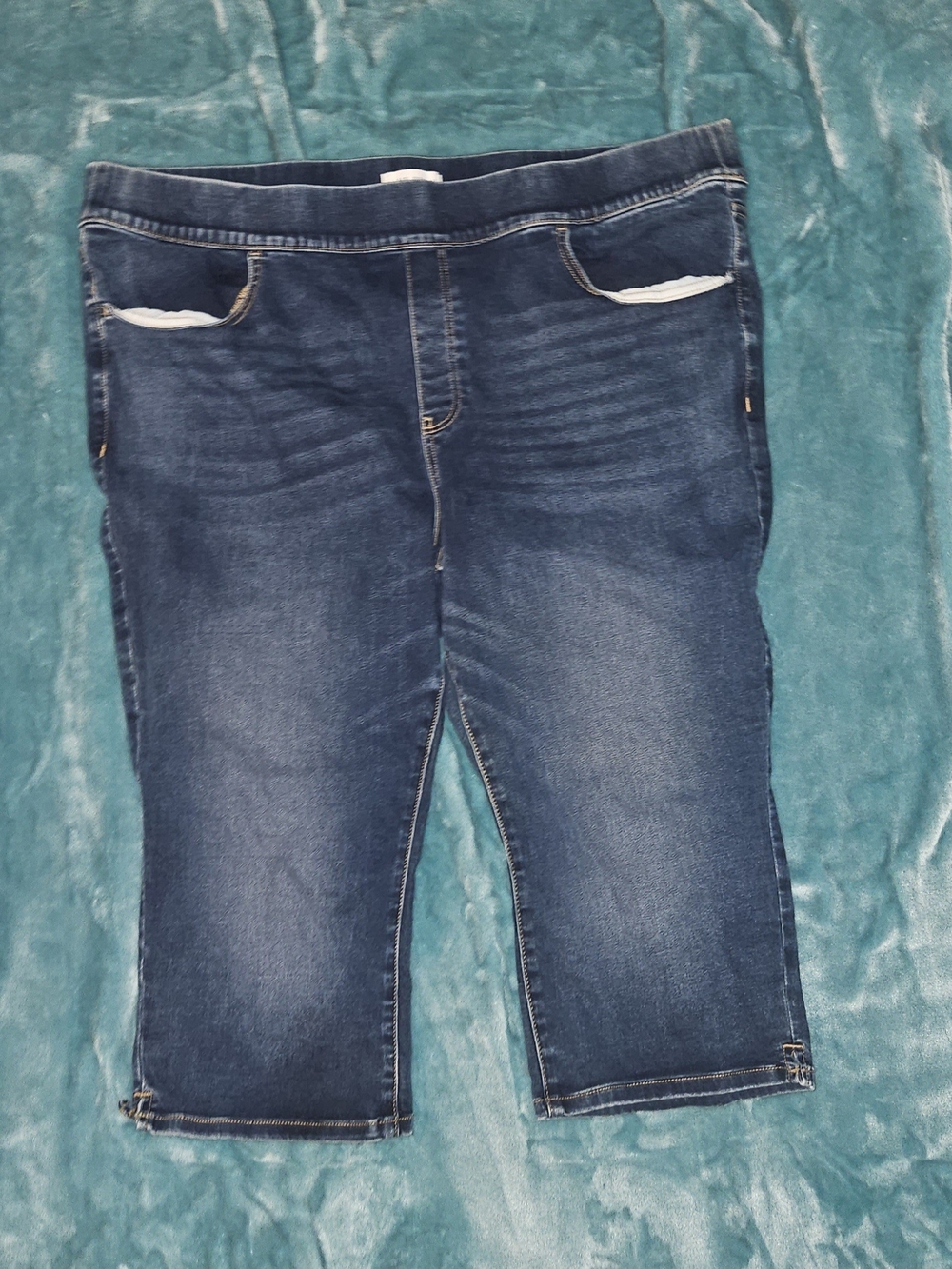 Lane Bryant Dark Blue Stretch Denim Cropped Jeans
